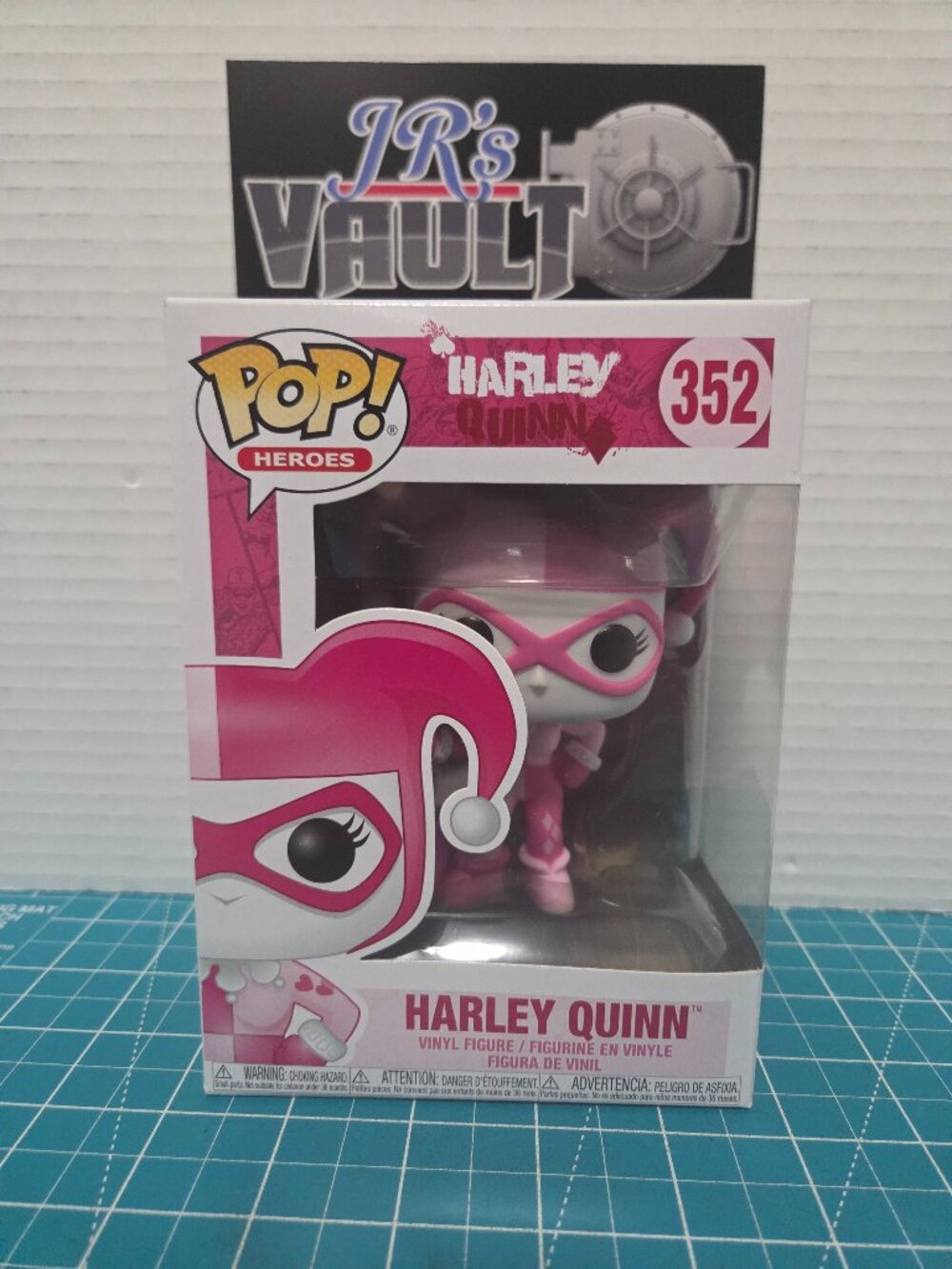 Funko POP Heroes DC Harley Quinn Breast Cancer Awarness BCRF 352 Vinyl Figure